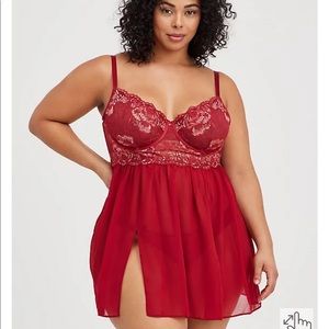 NWT Torrid Plus Size Red Lace Underwire Unlined Babydoll
